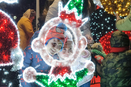 Ямбол - Коледна украса - запалване светлини