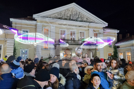 Ямбол - Коледна украса - запалване светлини
