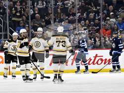 Bruins Jets Hockey
