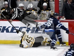 Bruins Jets Hockey