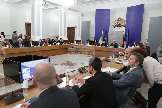 National Council for Tripartite Cooperation Discusses 2025 Budget Bill for Public Social Insurance