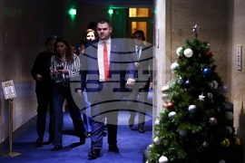 Народно събрание - кулоари - Делян Пеевски - брифинг