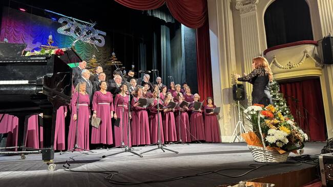 Община Ловеч: Ловчанско читалище "Наука - 1870 г.“ събра многобройна публика на своя Коледен концерт