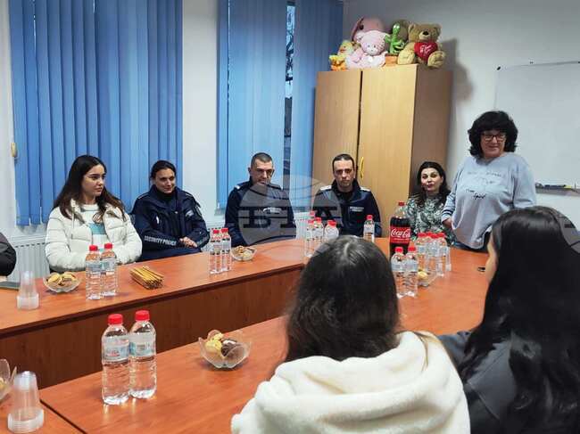 Служители на МВР и експерти от Силистра проведоха съвместна инициатива срещу домашното насилие