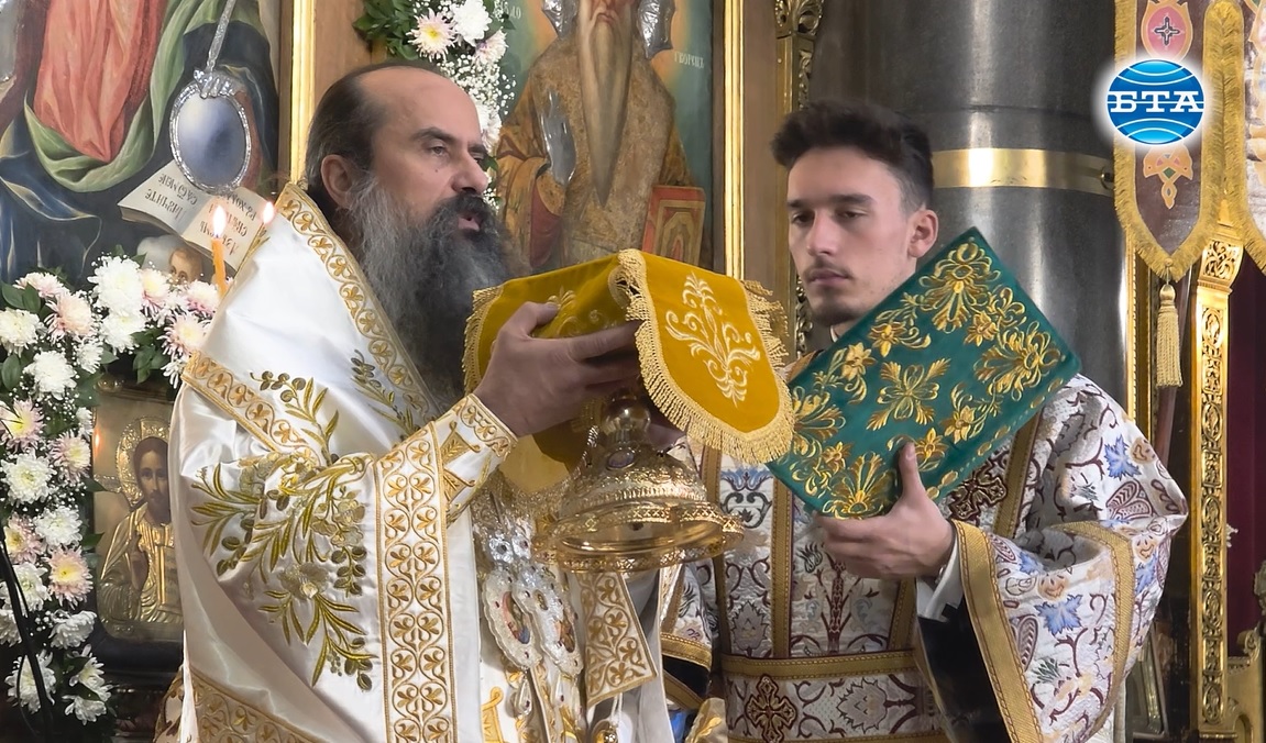 С тържествена литургия патриарх Даниил почита своя небесен покровител - св. Данаил Стълпник