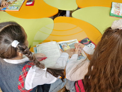 Самоков - Детска библиотека - коледна работилница