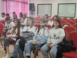 Пловдив - ОИЦ - ученици - ПГХТТ