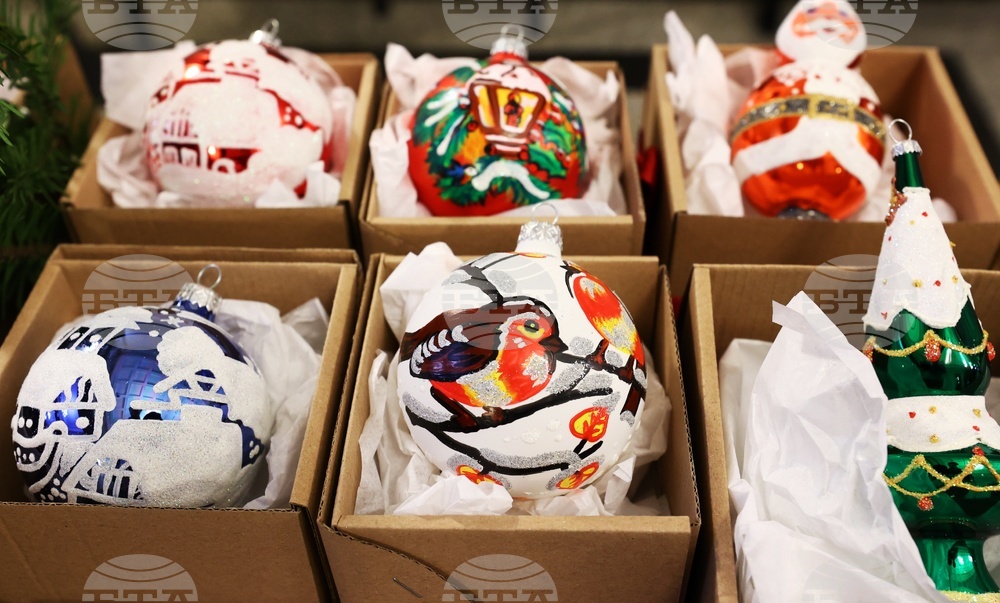 Народно събрание - коледен базар