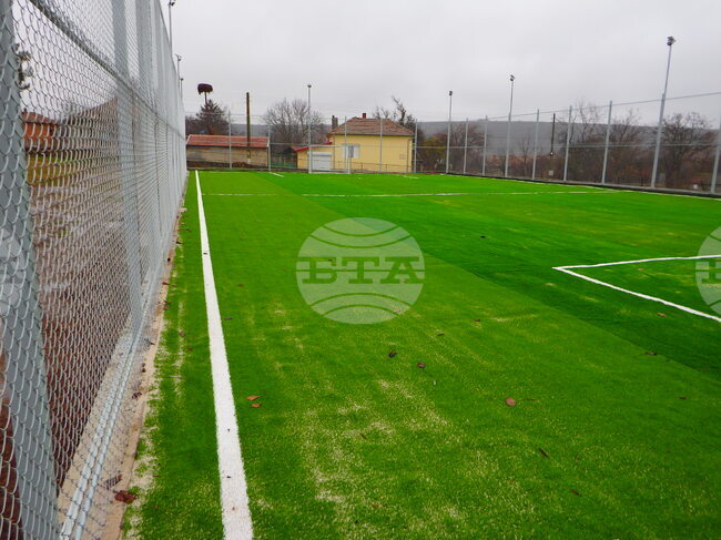 Ново игрище за минифутбол беше открито в село Белцов