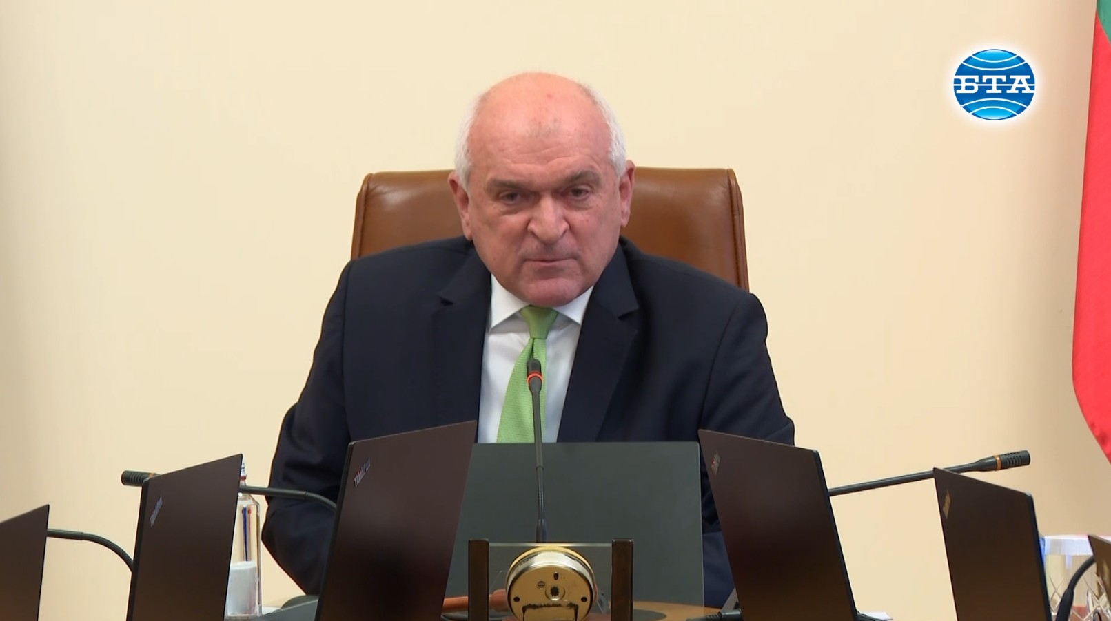 Повишават се доходите и се запазват ставките на основните преки и косвени данъци, заяви премиерът Главчев за Бюджет 2025