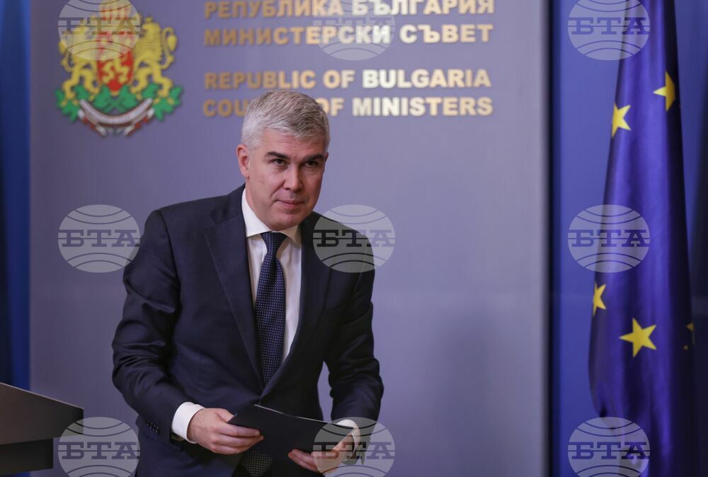 Владимир Малинов каза, че търсят балансирано решение по въпроса за данъка върху добива на подземни богатства