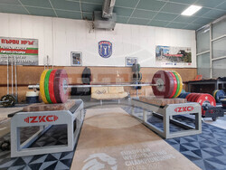 Сливен - спортна зала - вдигане на тежести