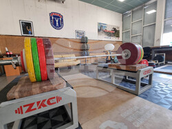 Сливен - спортна зала - вдигане на тежести