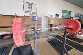 Сливен - спортна зала - вдигане на тежести