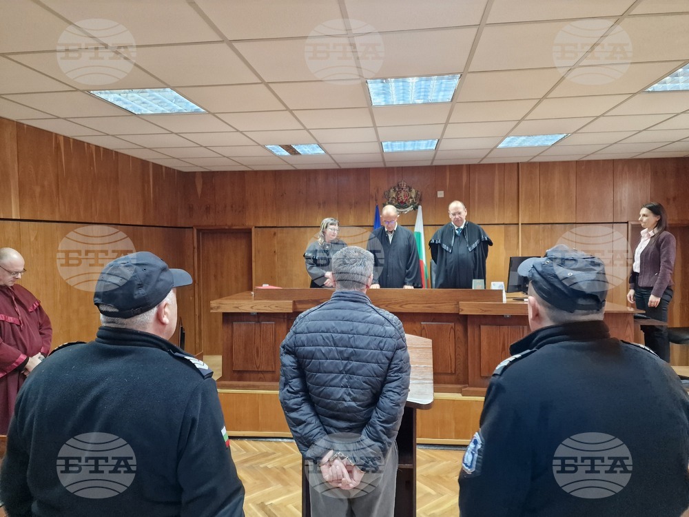 Окръжният съд в Смолян потвърди наложените мерки "задържане под стража" на двамата мъже, арестувани за преработване и търговия с огнестрелни оръжия