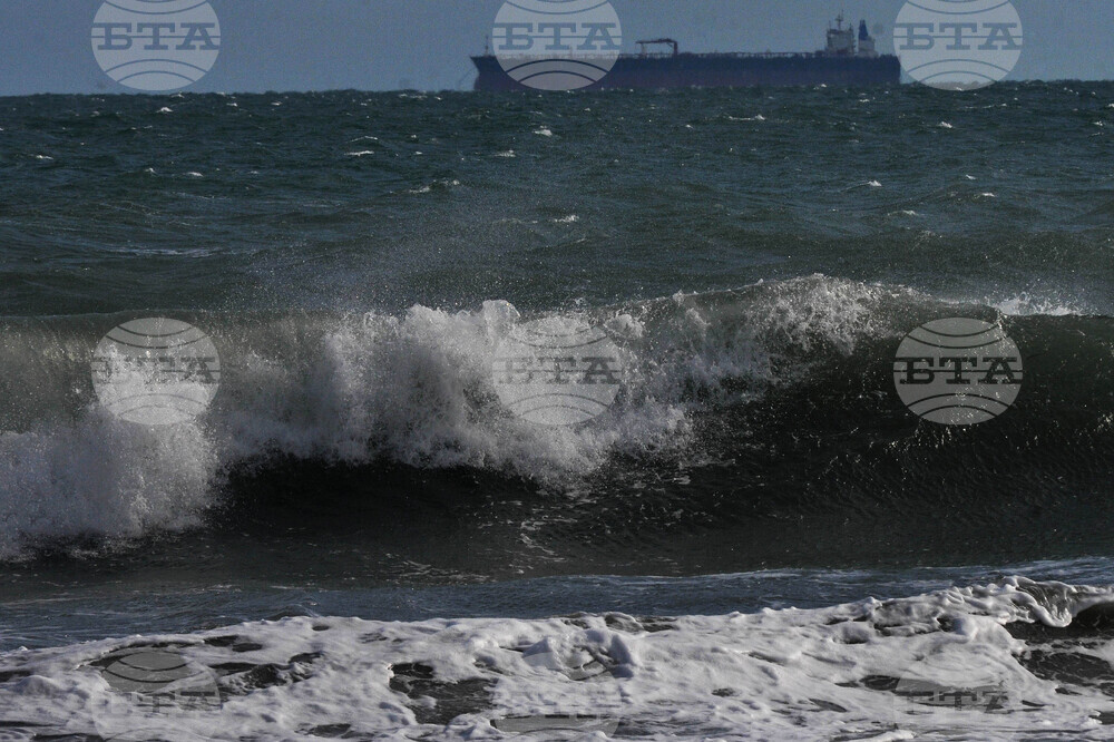 Navy Reinforces Dive Team for Maslen Nos Wreck