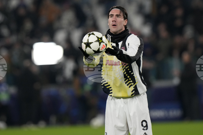 Нападателят на Ювентус Душан Влахович е възстановен и е вариант за титулярния състав за гостуването срещу Лацио