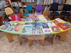 Разград - библиотека - книги 