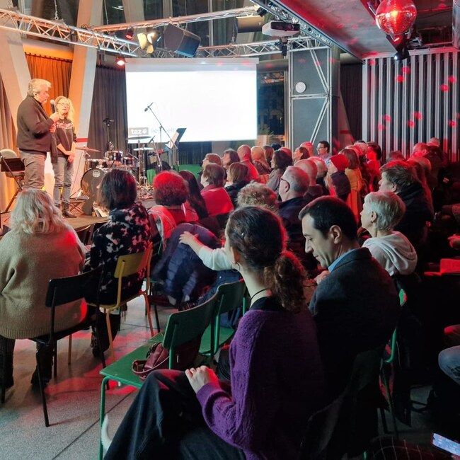 "Smooth Experience" Concert in Berlin Showcases the Talent of Vasil Spasov