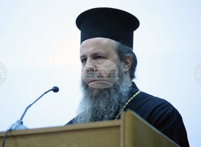 Молитвата ми за 2025 година е свързана с това да се възстанови мирът на Земята, каза неврокопският митрополит Серафим