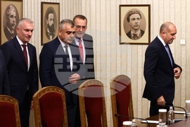 Президент - „Демокрация, права и свободи“ ДПС - консултации