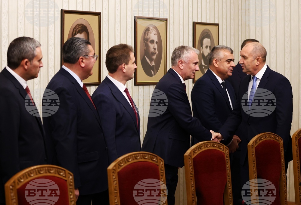 Президент - „Демокрация, права и свободи“ ДПС - консултации