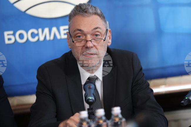 Кохезионните фондове на ЕС сближават регионите, но и съседите, каза посланикът на България в Белград Петко Дойков