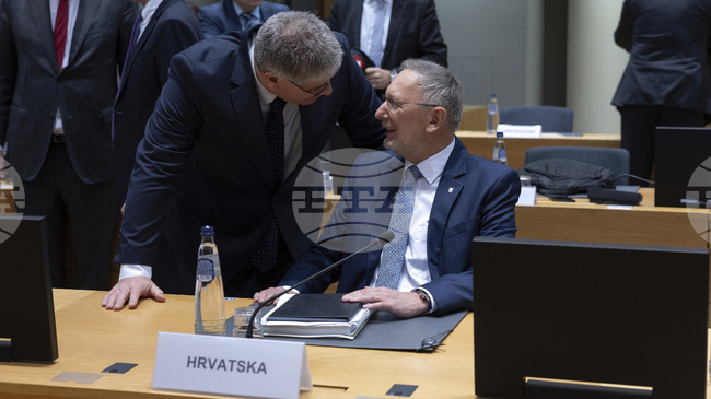 Хърватският вътрешен министър призова за сътрудничество в региона в отговор на обвиненията на Вучич за военен съюз срещу Сърбия