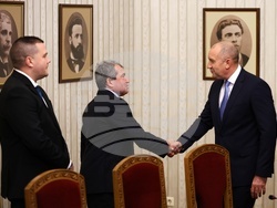 Румен Радев - „Има Такъв Народ“ - консултации