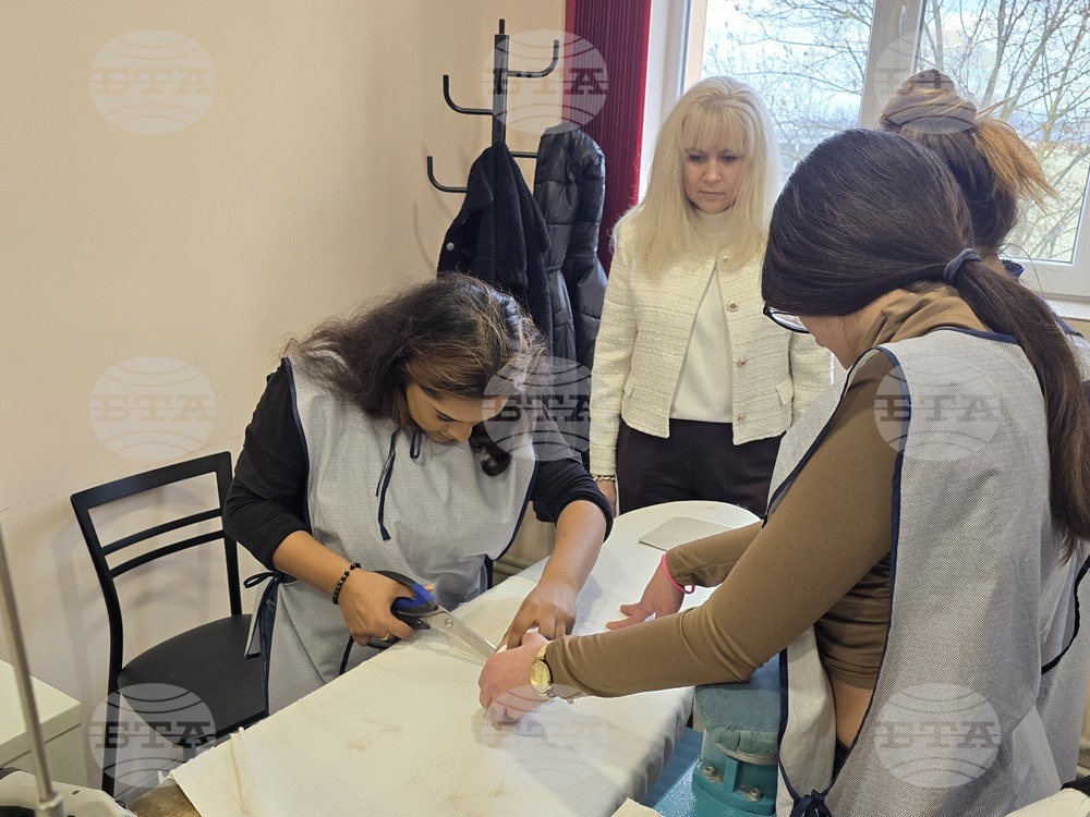 Добрич - празник на занаятите - Професионална гимназия по транспорт, обслужване и лека промишленост