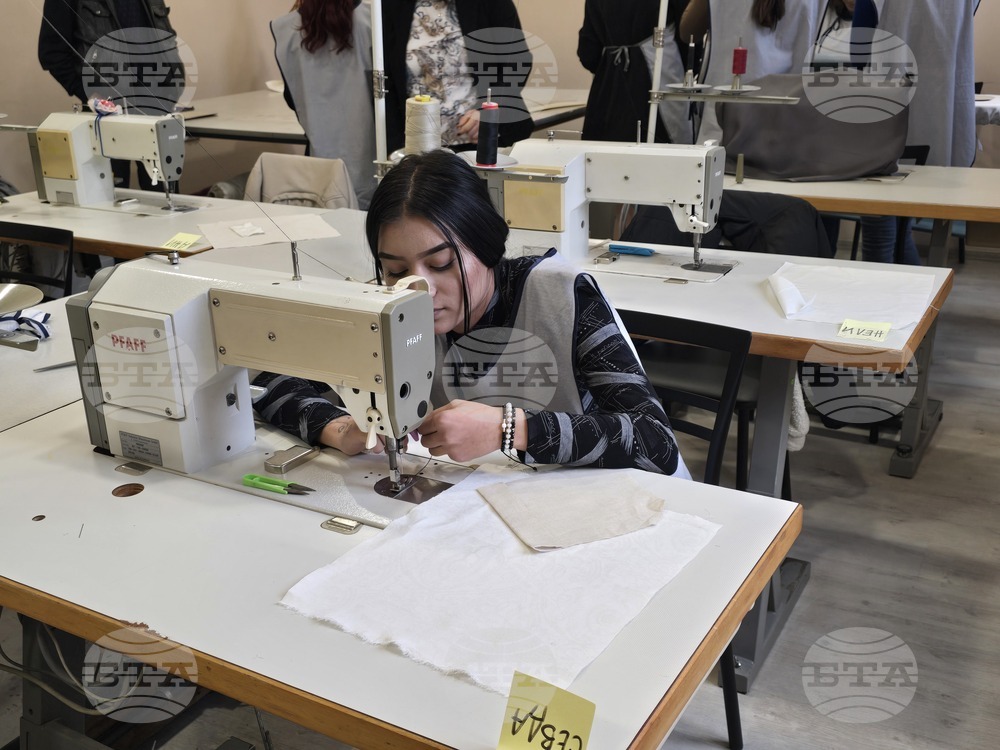 Добрич - празник на занаятите - Професионална гимназия по транспорт, обслужване и лека промишленост