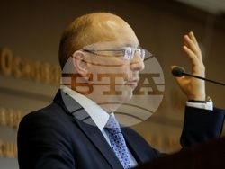 УНСС - бюджетна политика - лекция - Николай Василев