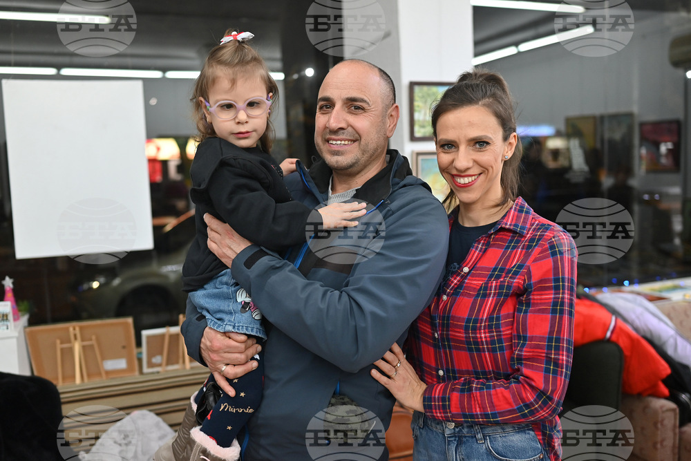 Монтана - изложба - благотворителност