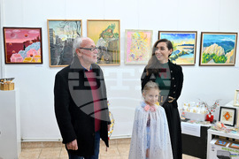 Монтана - изложба - благотворителност