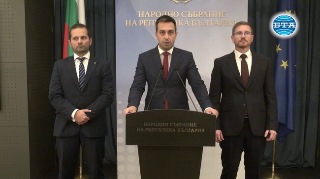 От „Възраждане“ обявиха, че са внесли законопроект с близо 90 промени за подобряване на Изборния кодекс и са отворени за още предложения