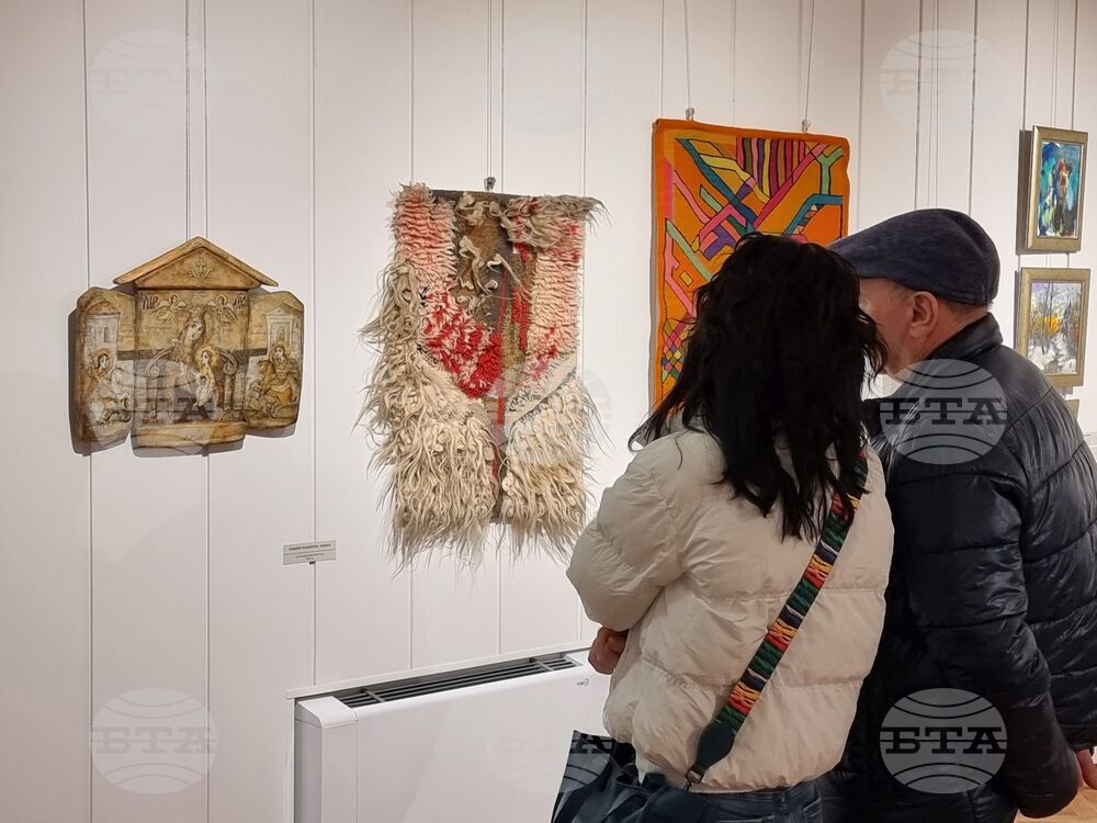 Ямбол - коледна изложба