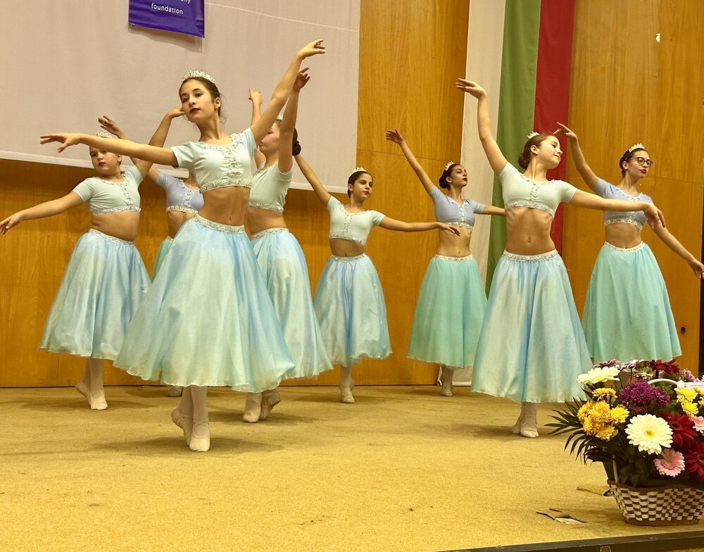 Община Русе: Над 120 деца и младежи от различни етнически групи се включиха в концерта „Да празнуваме заедно“