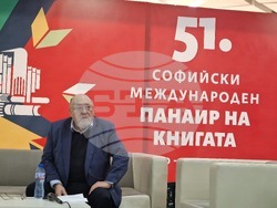 Представяне на книгите на книгите на Александър Йорданов на Софийския международен панаир на книгата. На снимката: Александър Йорданов. Снимка: Ваня Сухарова/БТА