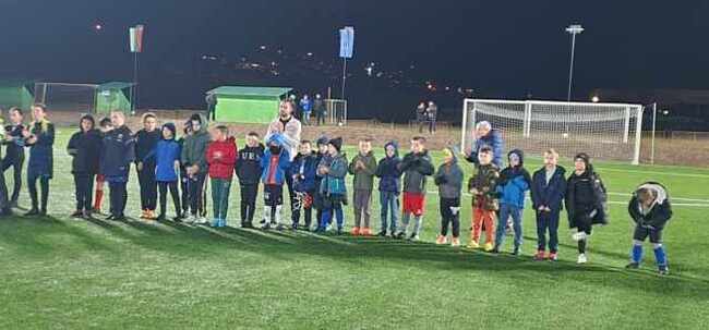 Приключи изграждането осветителна система на тренировъчния футболен терен в Пещера