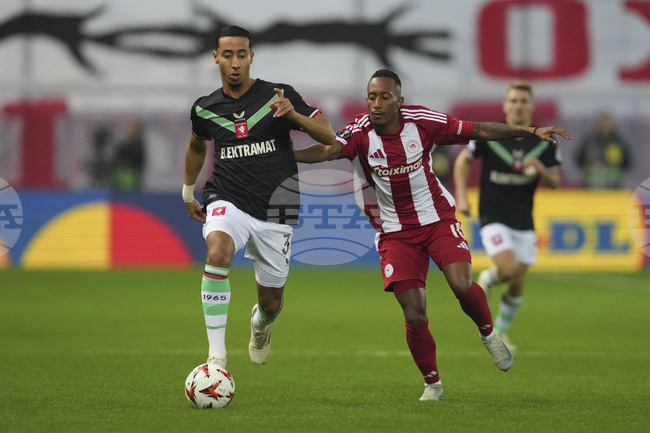 Рома привлича нидерландски краен защитник от Твенте