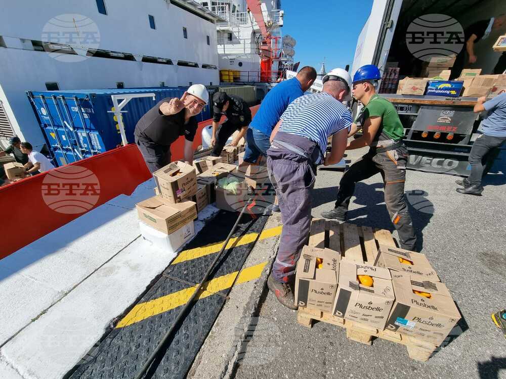Day 41: Final Loading Activities as RSV 421 Prepares to Depart from Mar del Plata