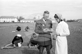 Създаден е Институтът по земеделие и семезнание „Образцов чифлик” край Русе