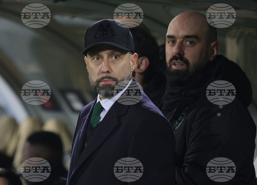 "Израстваме като отбор, ще ставаме все по-добри", доволен е треньорът на Лудогорец след успеха над Йънг Бойс