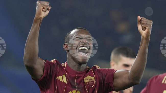 Защитник на Рома премина под наем в Ланс