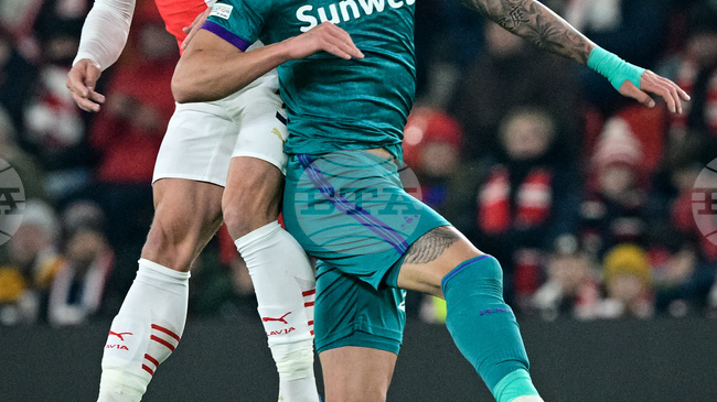 Андерлехт изпрати нападателя Васкес под наем в Хетафе