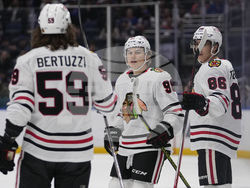 Blackhawks Islanders Hockey