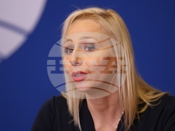 Национален пресклуб на БТА - София - Българска федерация по баскетбол - Офелия Кънева