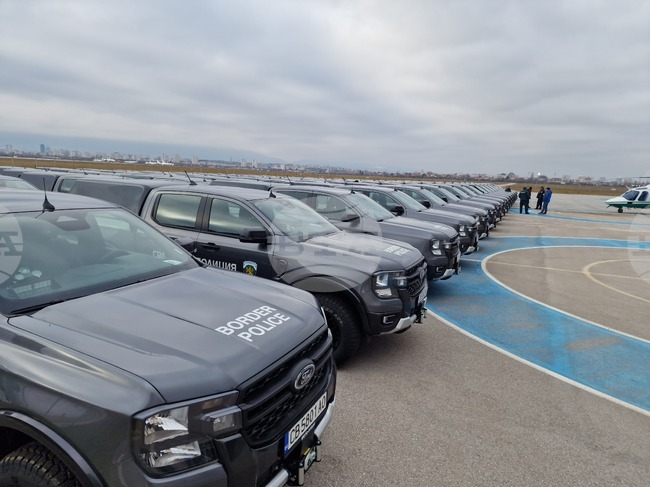 ГД „Гранична полиция“ - високопроходими автомобили