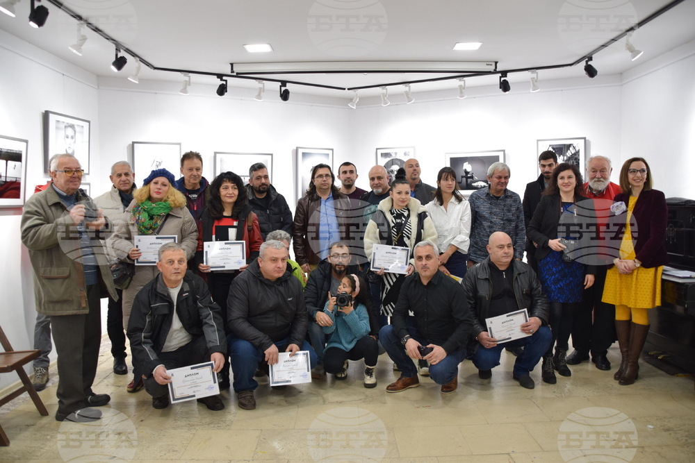 Победителят в Седмия салон на казанлъшките фотографи е Слави Заяков