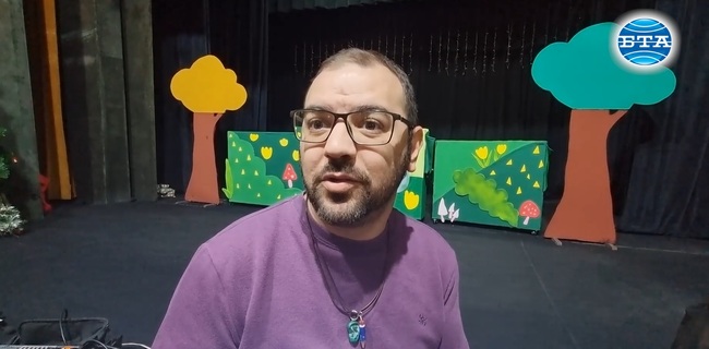 Силистренският театър ще представи премиерно куклената пиеса „Трите (не толкова малки) прасенца“